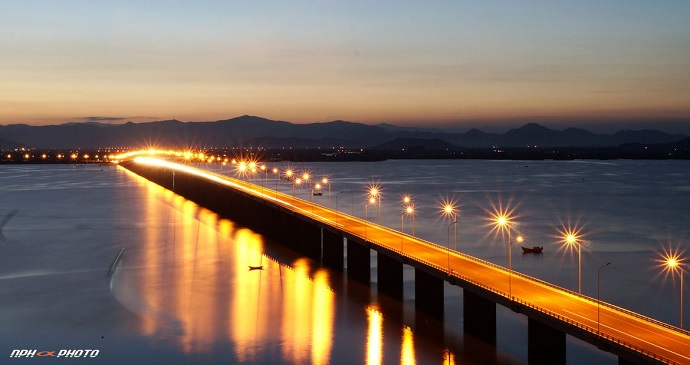 Cầu vượt biển Thị Nại - Cây cầu vượt biển dài nhất Việt Nam